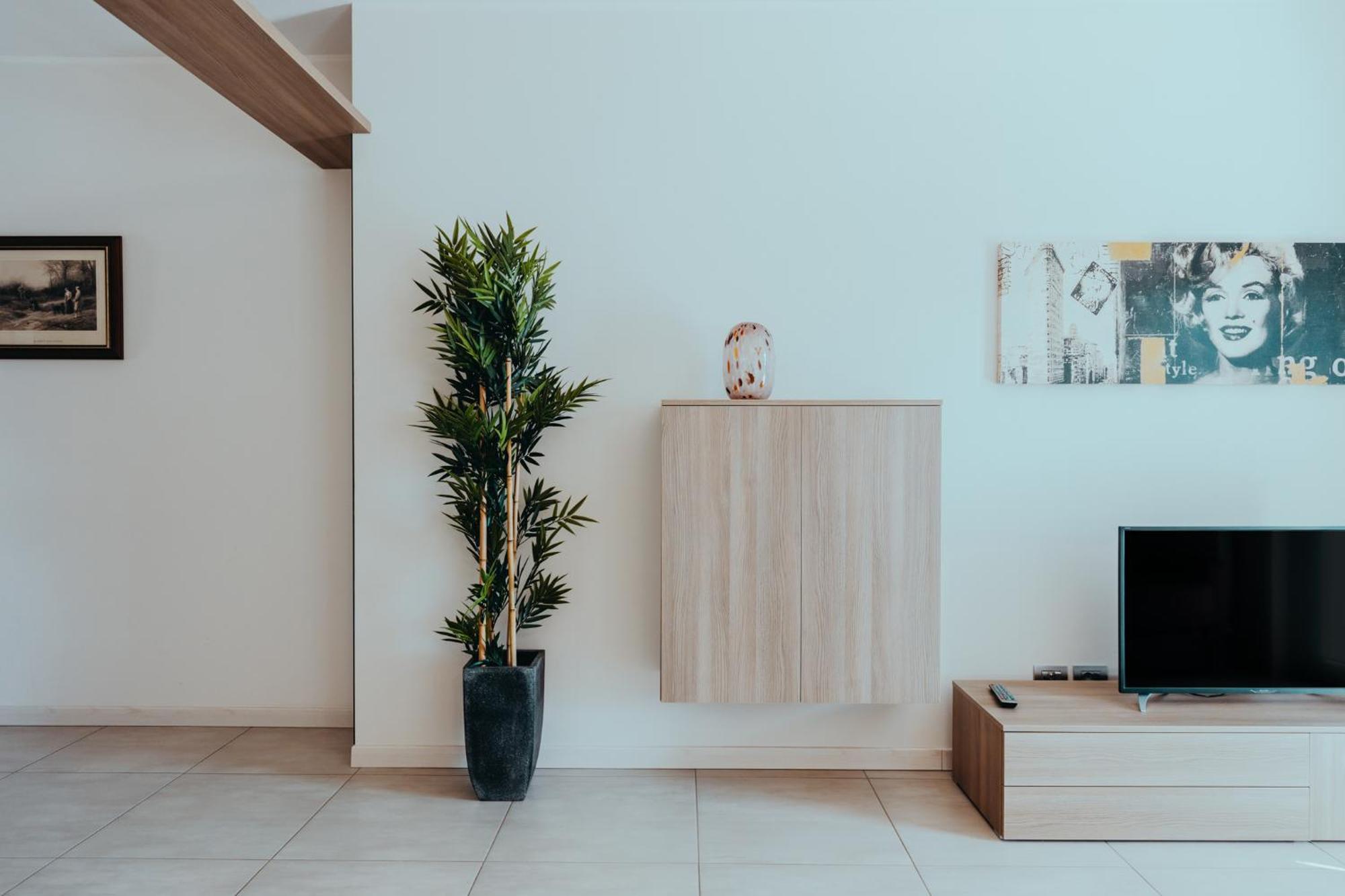 The Attico Apartment Padenghe sul Garda Luaran gambar